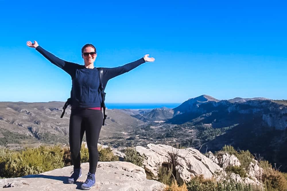Workaway Reviews: My Experience Volunteering Abroad 27 how to make money travelling with workaway