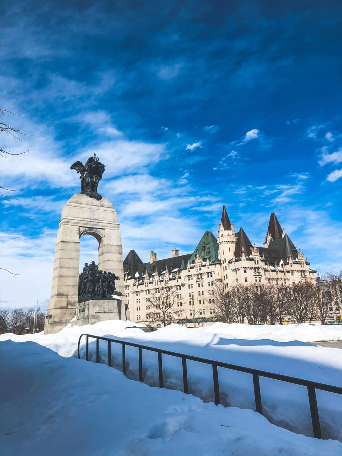 27 Best Places to Visit in Canada in Winter in 2023