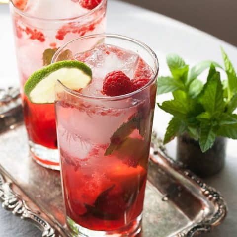 10 Delicious Canada Cocktail Recipes to Try (2024) 30 Raspberry Mojito Recipe