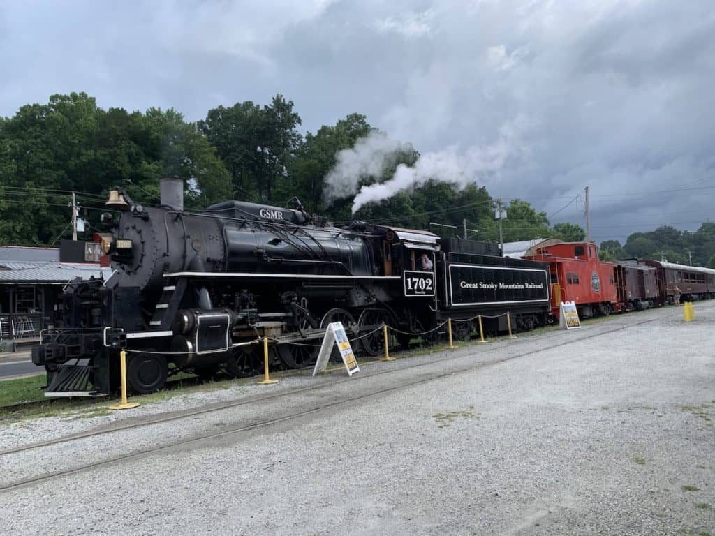 27 Best Weekend Getaways in the US 20 Smoky Mountain Train in Bryson City