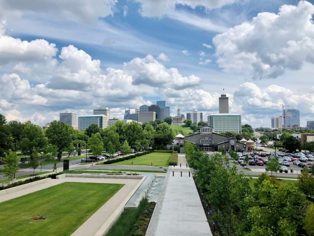 27 Best Weekend Getaways in the US 14 Nashville city view