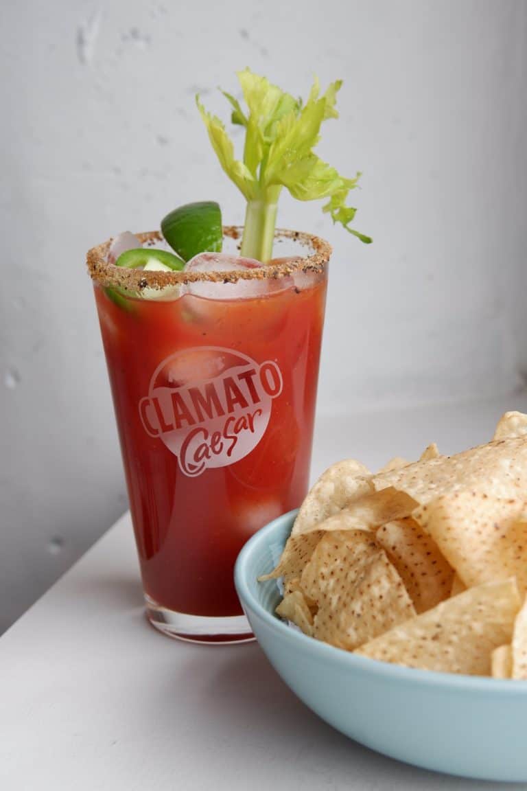 10 Delicious Canada Cocktail Recipes to Try (2024) 12 10 Delicious Canada Cocktail Recipes to Try (2024)