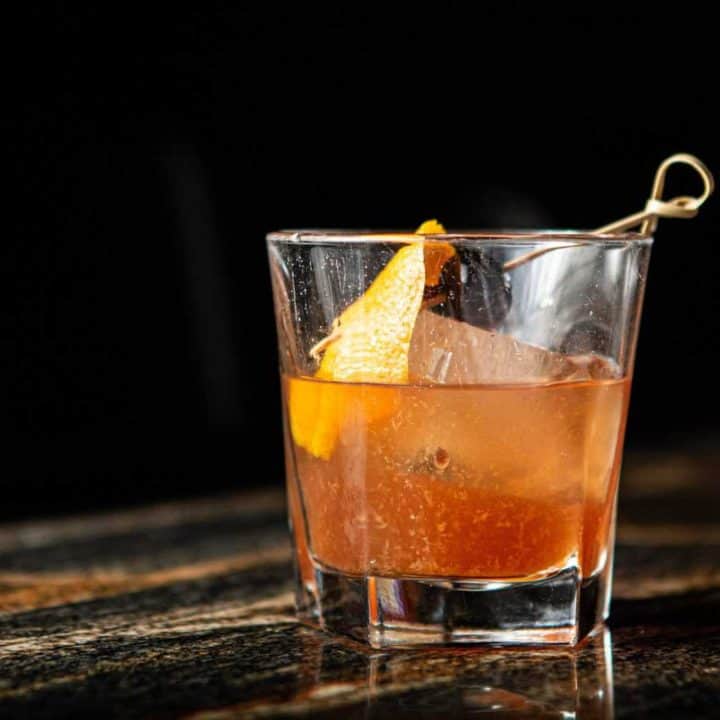 10 Delicious Canada Cocktail Recipes to Try (2024) 18 Angry Canadian Cocktail