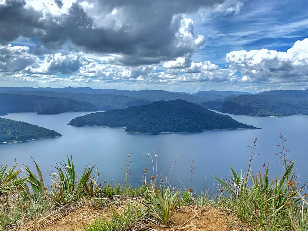 Ultimate New Zealand Bucket List: 79 Best Things to Do 2024 9 View from this bucket list New Zealand hike at Lake Waikaremoana