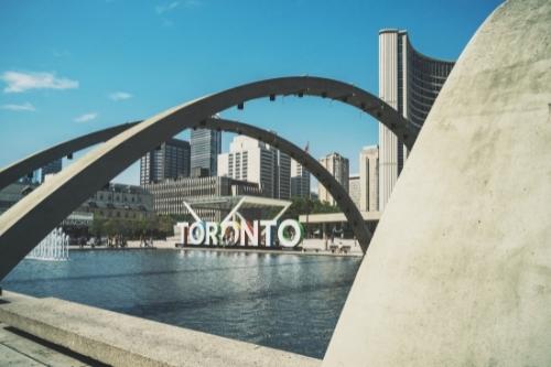 Canada Travel Guide 34 Toronto travel facts