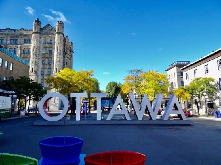25 Pros and Cons of Living in Ottawa, Ontario 2024 1 Living in Ottawa