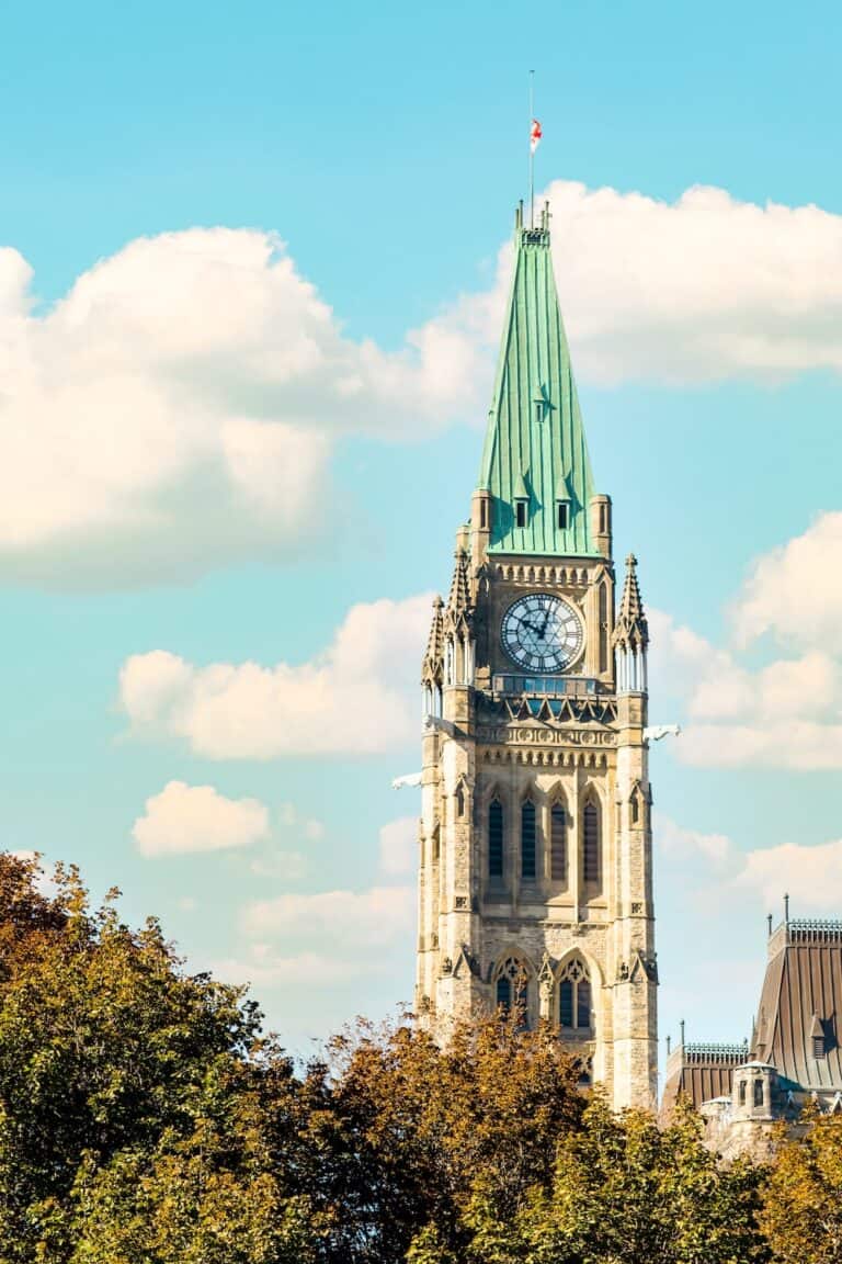 15 Best Cities to Live in Canada in 2024 (Local Tips!) 36 15 Best Cities to Live in Canada in 2024 (Local Tips!)