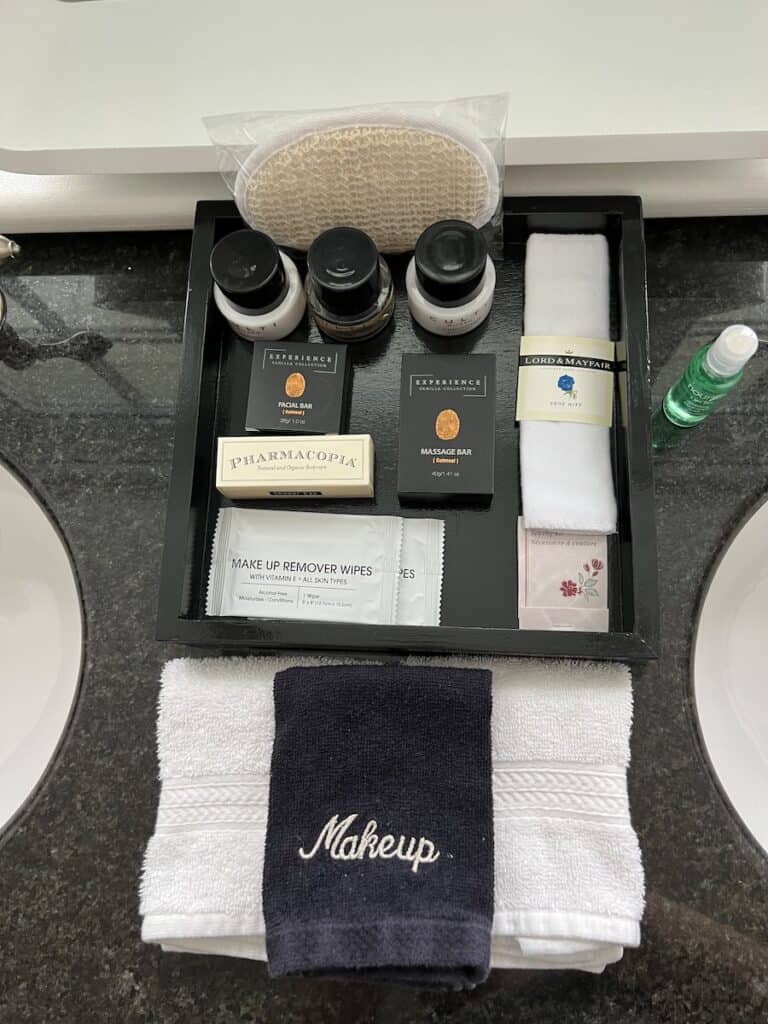Honest Hotel Review: Manoir Chamberland in Montebello 12 manoir chamberland amenities