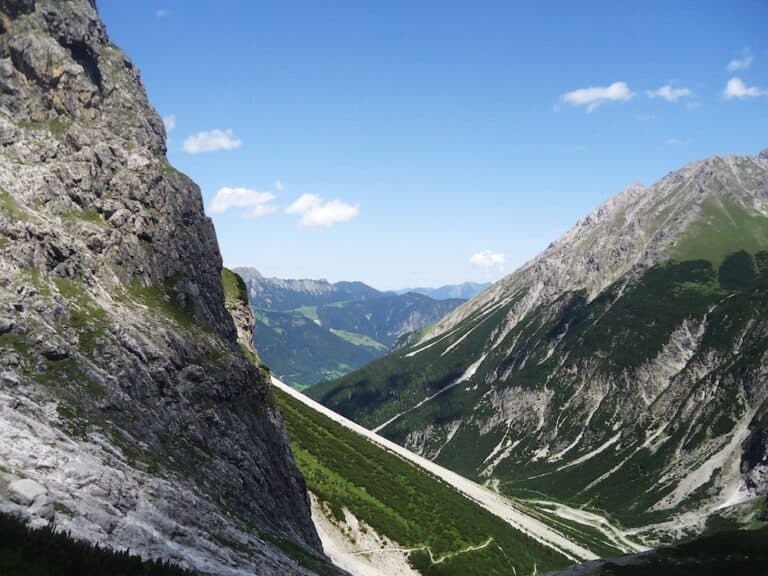 21 Pros and Cons of Living in Austria in 2024 22 21 Pros and Cons of Living in Austria in 2024