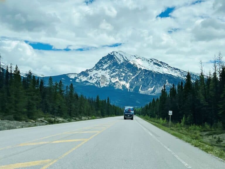 19 Best Stops on the Jasper to Lake Louise Drive 32 Jasper to Lake Louise Drive