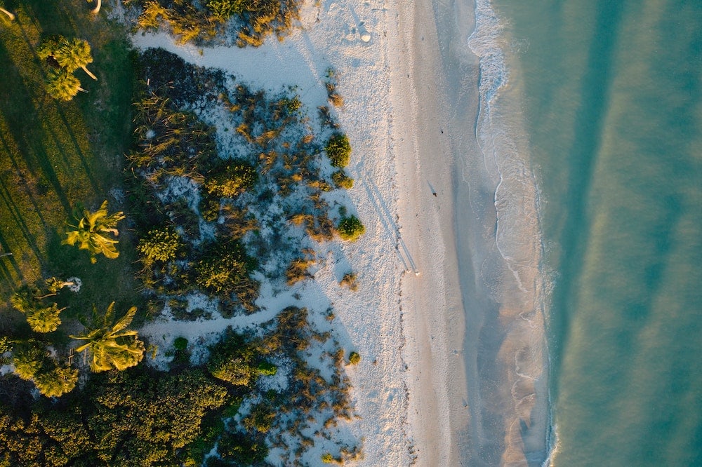 35 Pros and Cons of Living in Florida 7 sanibel island florida
