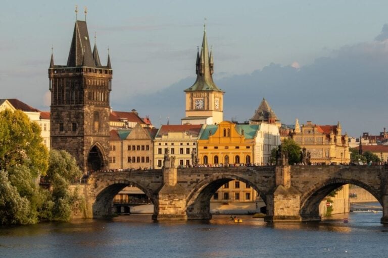 Living in Prague: The Complete Expat Guide (2024) 3 Living in Prague: The Complete Expat Guide (2024)