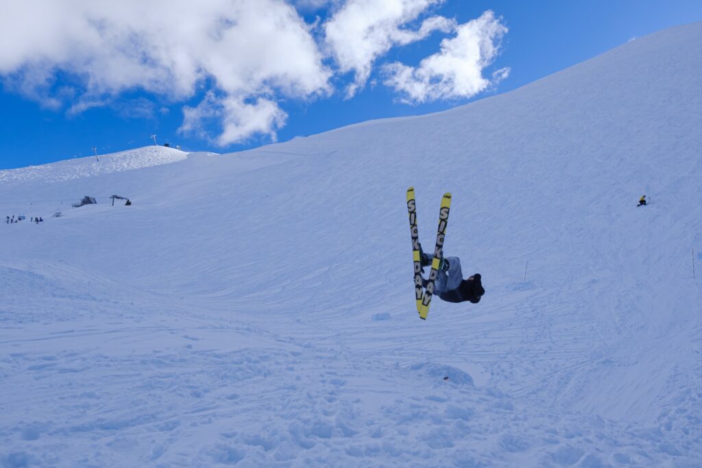 23 Pros and Cons of Living in Wyoming (2024) 4 ski new zealand