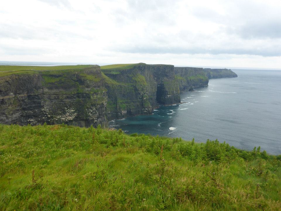 Retiring In Ireland: Pros And Cons (From an Expat!) 1 A cliff overlooking the sea in Ireland.
